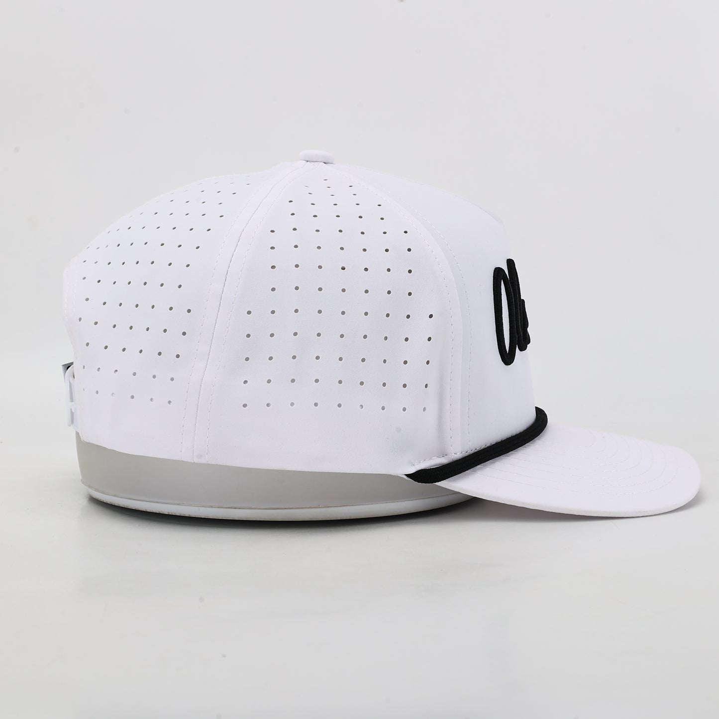OLE BOY White Performance Golf Hat