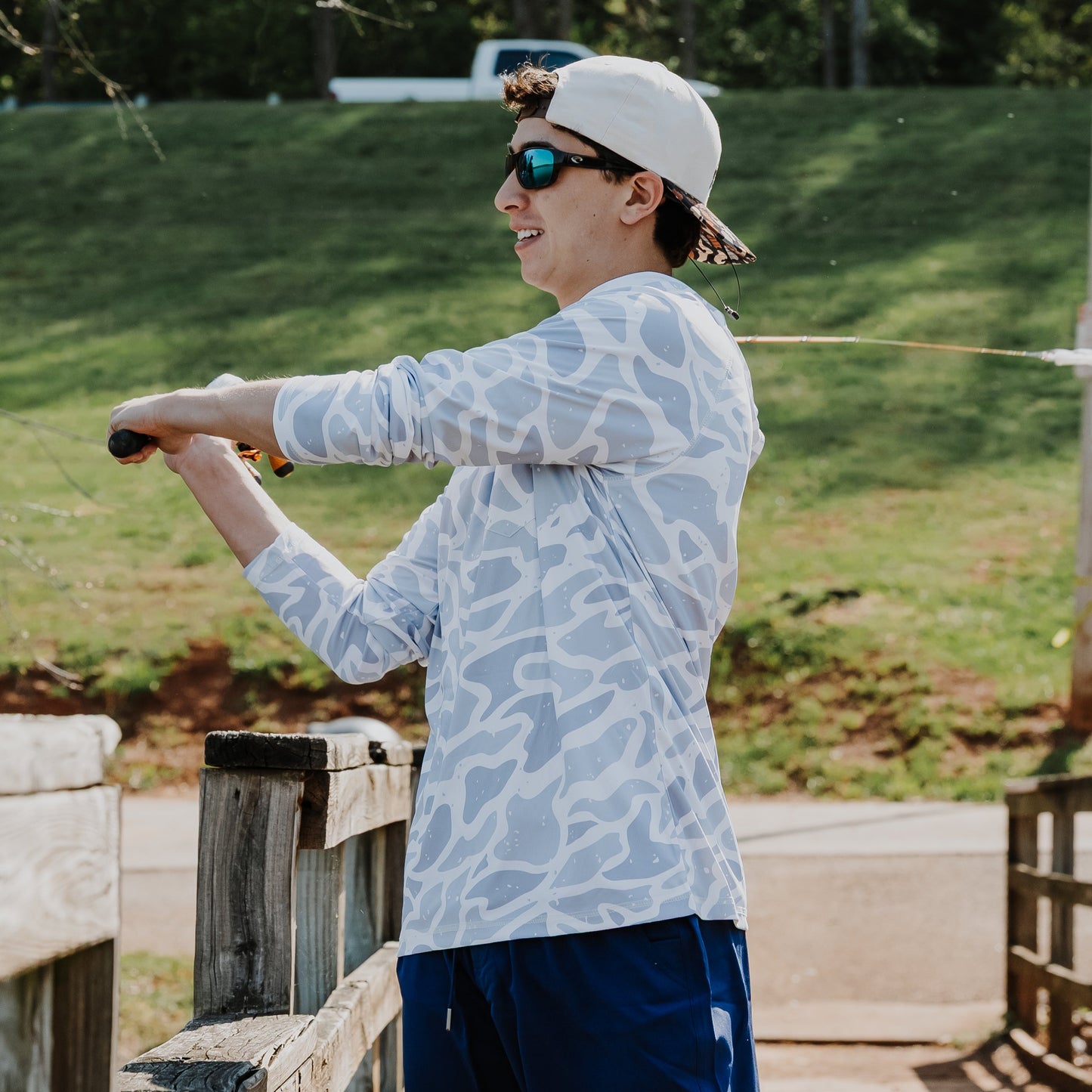 OLE BOY Performance Hooded Tee - Grey Duck Camo